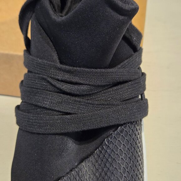 Steve Madden Lancer Tennis Shoe - Picture 3 of 3